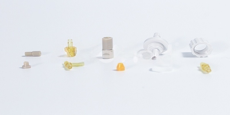 advantages of working with china medical plastic parts suppliers